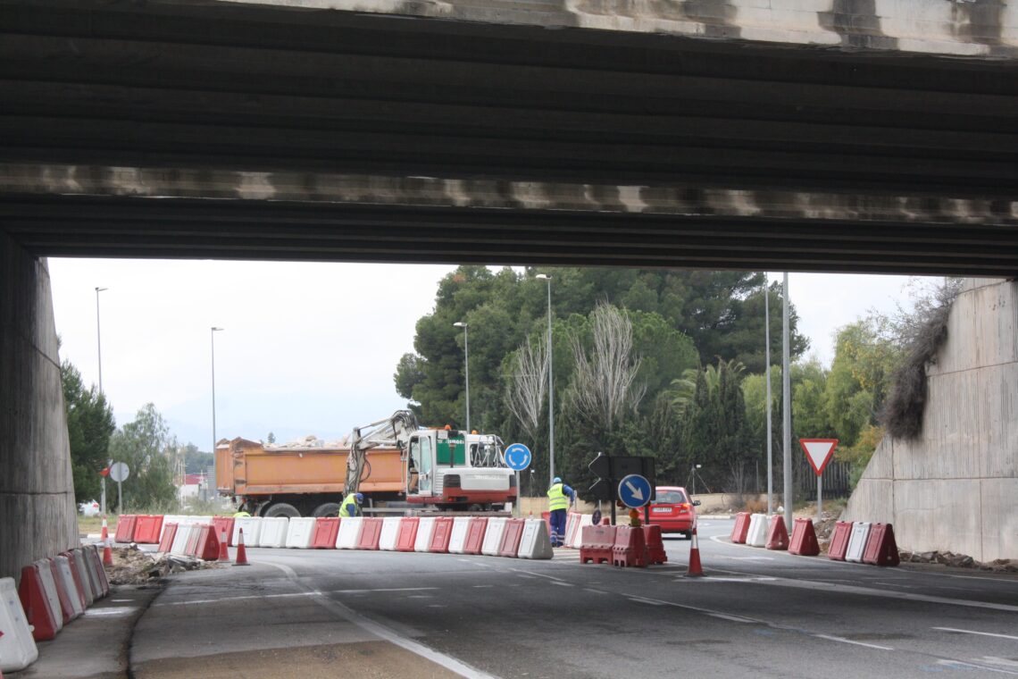 novelda-obras-rotonda-monfortina-abril-2019-2