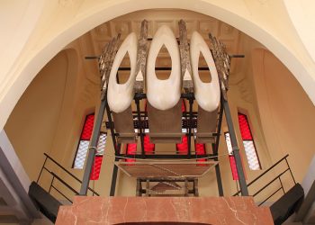 El órgano monumental de mármol pasa a formar parte del patrimonio municipal de Novelda