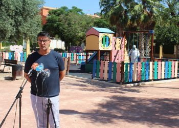 Novelda reabre al público las zonas de juegos infantiles de los parques municipales