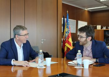 novelda-reunion-marmol-alcalde-conseller-febrero-2020