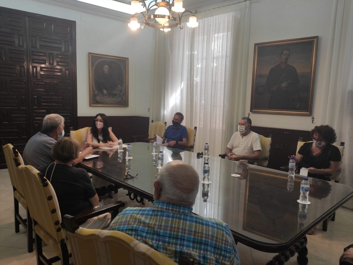 Baldó se reúne nuevamente con el AMPA del Centro Oriol