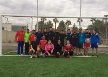 orihuela-arbritros-junto-a-maria-serna-junio-2019