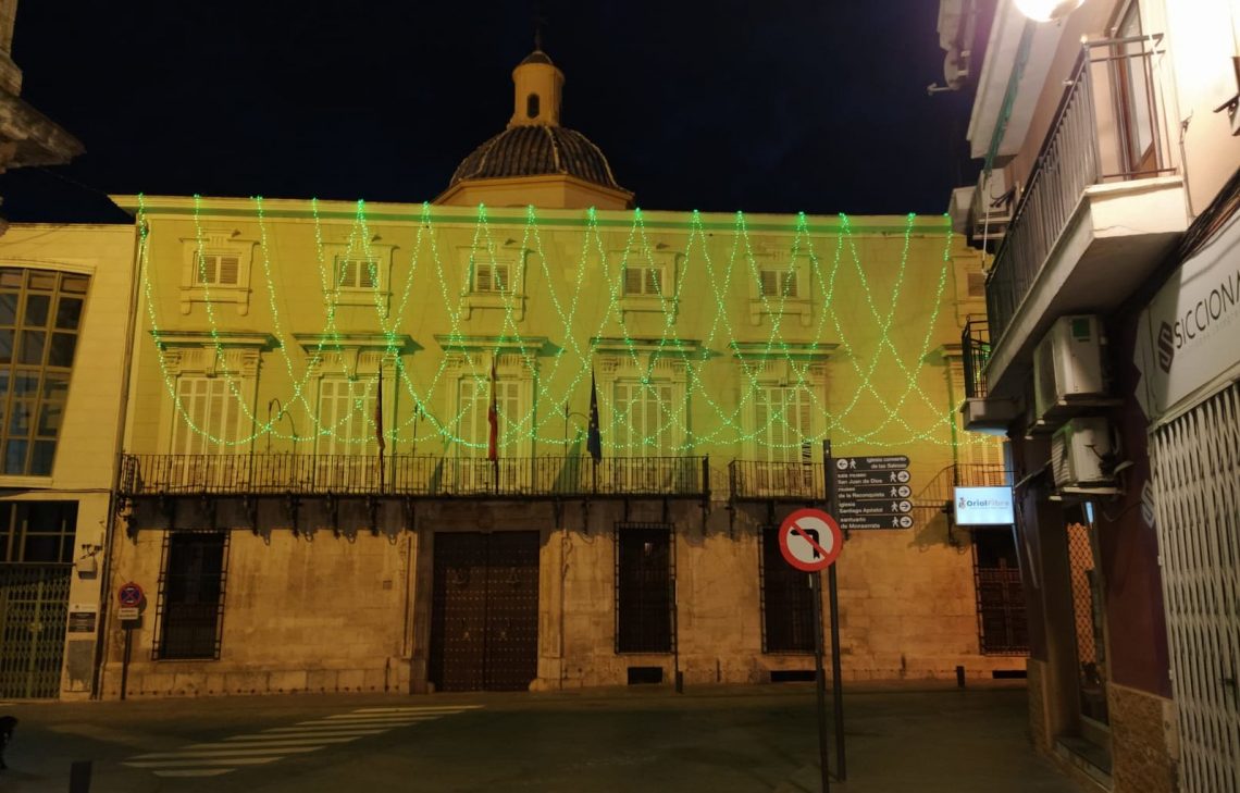 orihuela-ayuntamiento-homenaje-sanitarios
