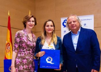 El Ayuntamiento recoge las 5 banderas Q de Calidad