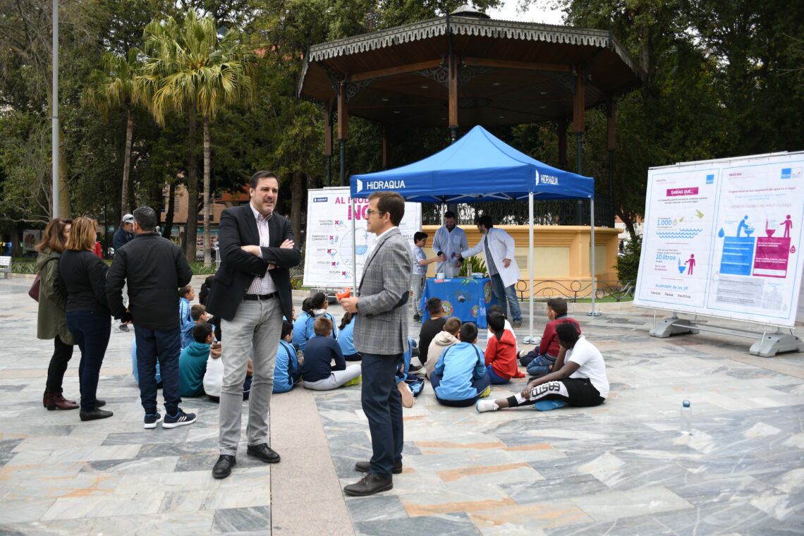 Campaña en Orihuela sobre el uso correcto del inodoro