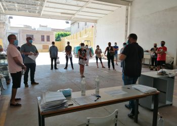 Orihuela contrata a 102 desempleados agrícolas para realizar tareas de limpieza y desbroce