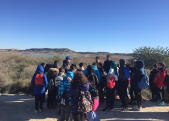 Cien escolares del CEIP Los Dolses celebran el Día Mundial de los Humedales
