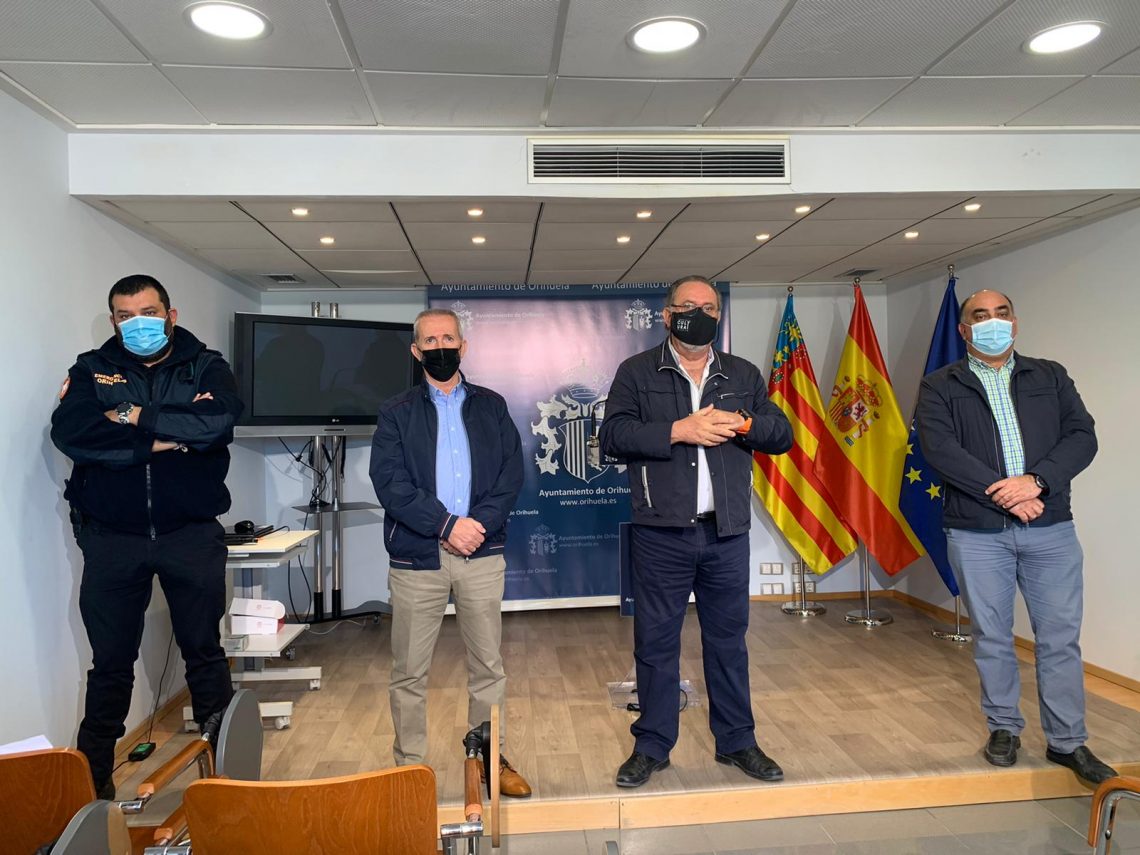 Orihuela coordina un dispositivo de emergencias para controlar los accesos y aforos en los cementerios