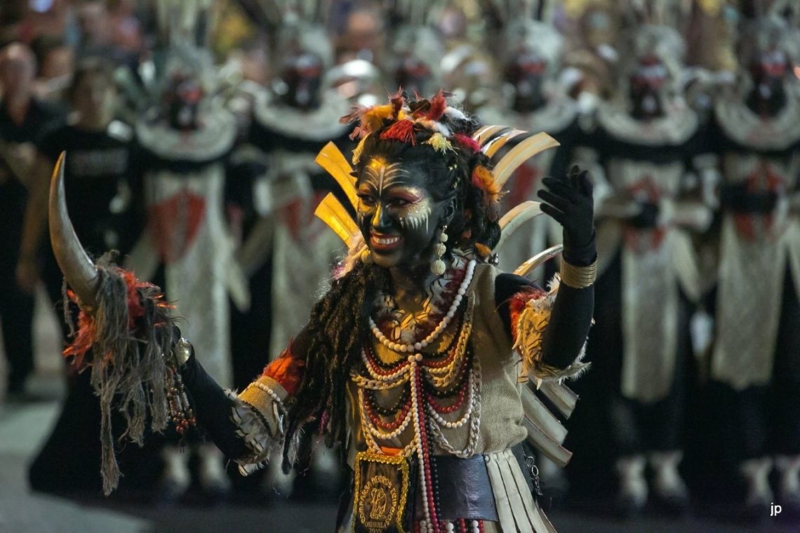 «Nos hemos quedado sin fiestas pero no sin ilusión»