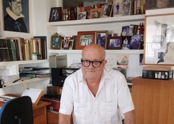 El artista Alfonso Ortuño vuelve a Orihuela con una nueva exposición, “Por Humor al Arte”