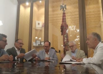 orihuela-firma-arrendamiento-instalaciones-fundacion-caja-mediterraneo-agosto-2019