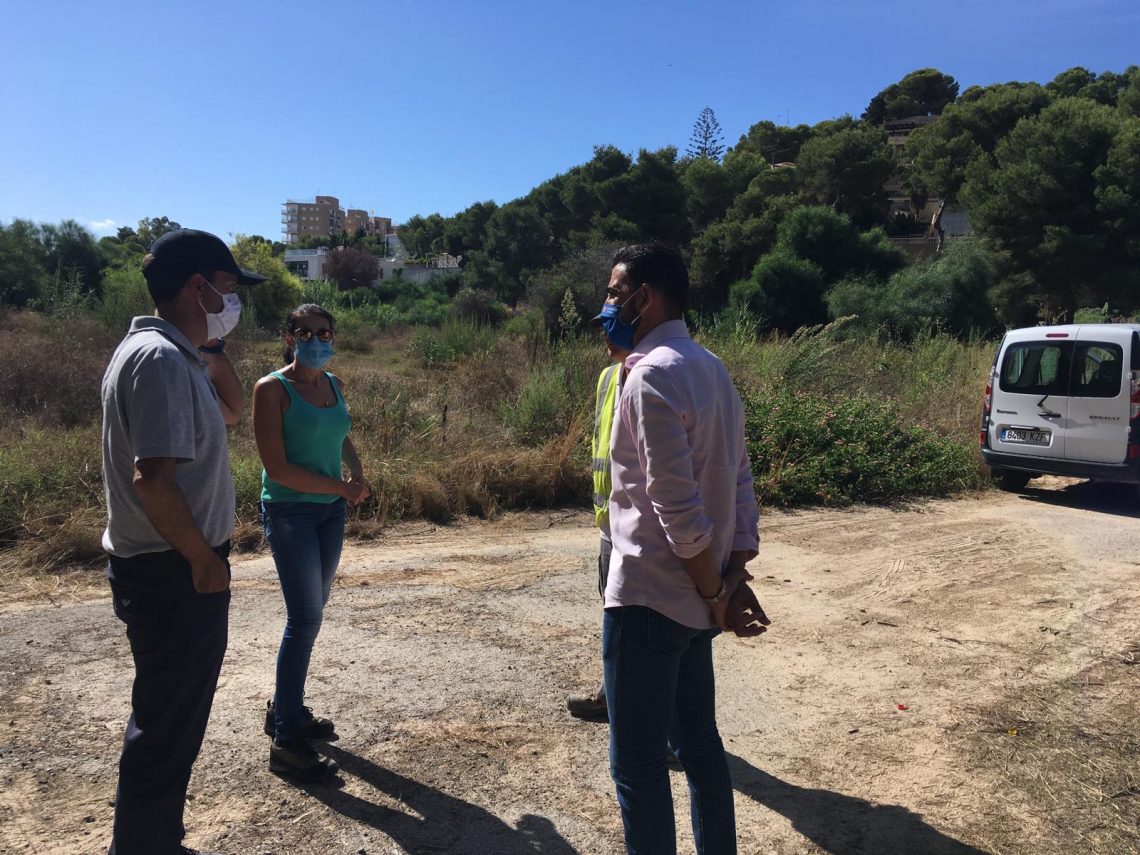 Medio Ambiente y la CHS acondicionan las ramblas y cauces de la costa oriolana