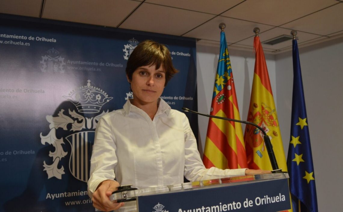 orihuela-luisa-bone-concejala-abril-2020