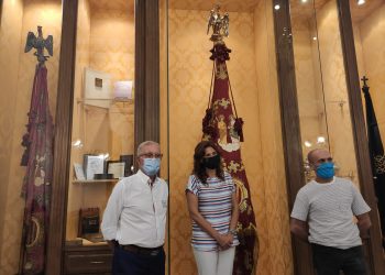 Festividades completa la réplica de su Gloriosa Enseña con un nuevo Oriol