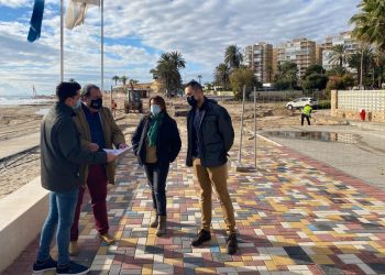 Comienza en Orihuela la reparación del paseo marítimo de la playa de La Glea