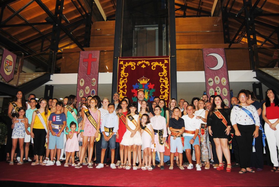 Recepción institucional a los cargos festeros de las Fiestas de Moros y Cristianos 2019