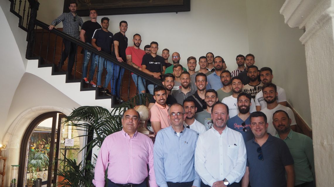 orihuela-recepcion-oficial-equipo-futbol-campeon-de-liga-mayo-2019