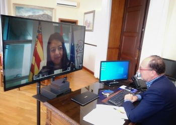 orihuela-reunion-consellera-innovacion-distrito-digital-abril-2020