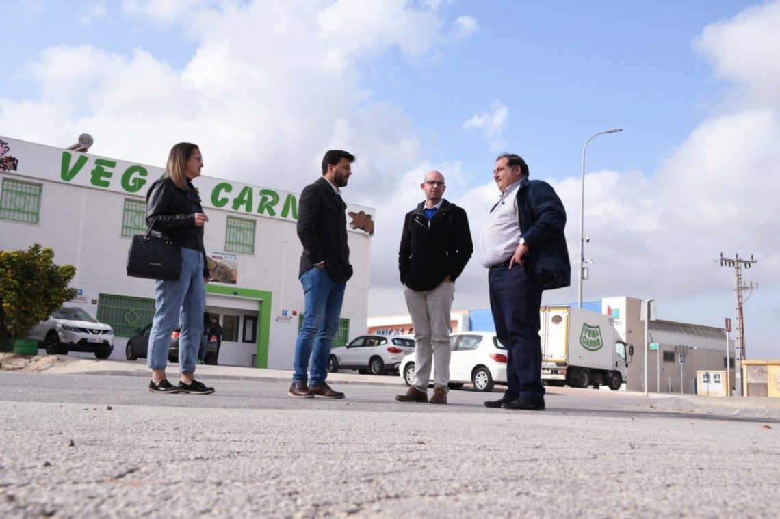 orihuela-reunion-empresarios-poligono-puente-alto-enero-2020