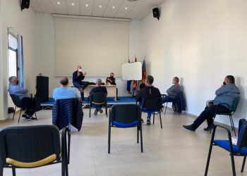 Reunión con mercaderes para analizar la situación actual del sector tras las restricciones por el COVID-19