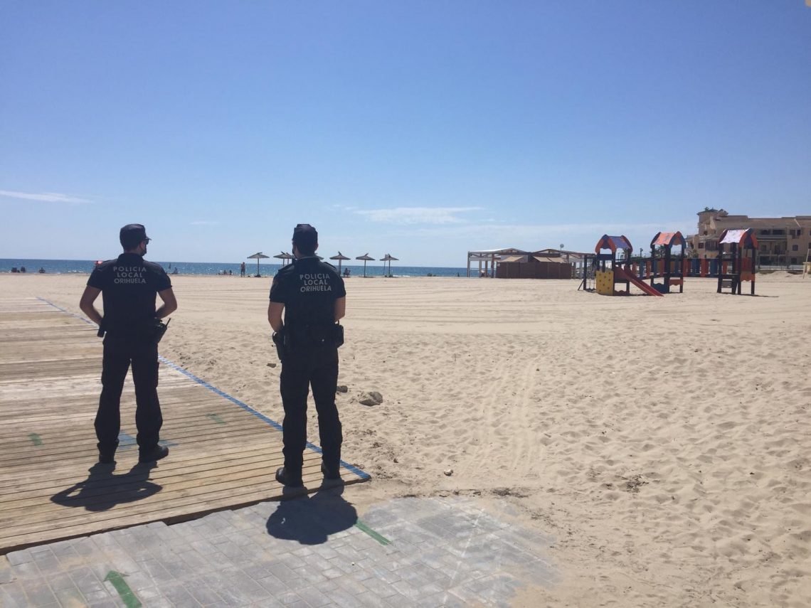 Orihuela suspende las autorizaciones para la noche de San Juan en sus playas por la Covid-19