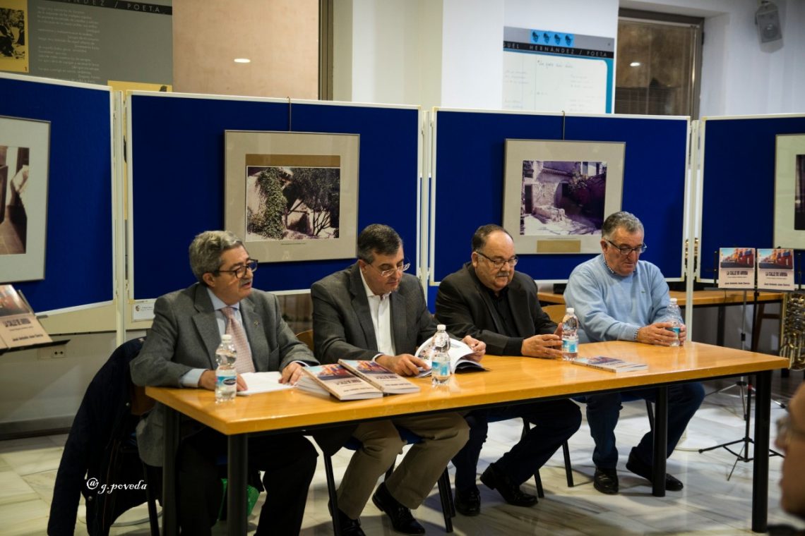 «Hay cosas de Miguel Hernández que todavía desconocemos»