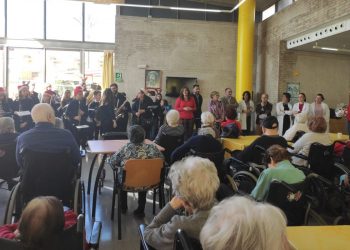 orihuela-visita-residencia-mayores-diciembre-2019