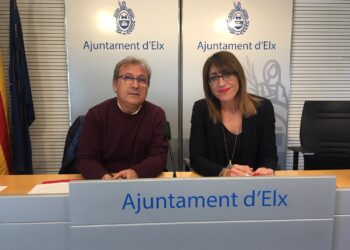 patricia-macia-concejala-cultura-y-julian-saez-programador-cultural-diciembre-2018-elche