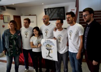 petrel-presentacion-teatro-on-habiten-els-estels-marzo-2019