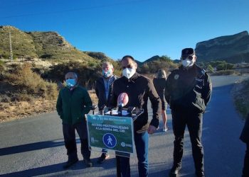 Petrer peatonaliza el camino de acceso al Cid los días 27 y 31