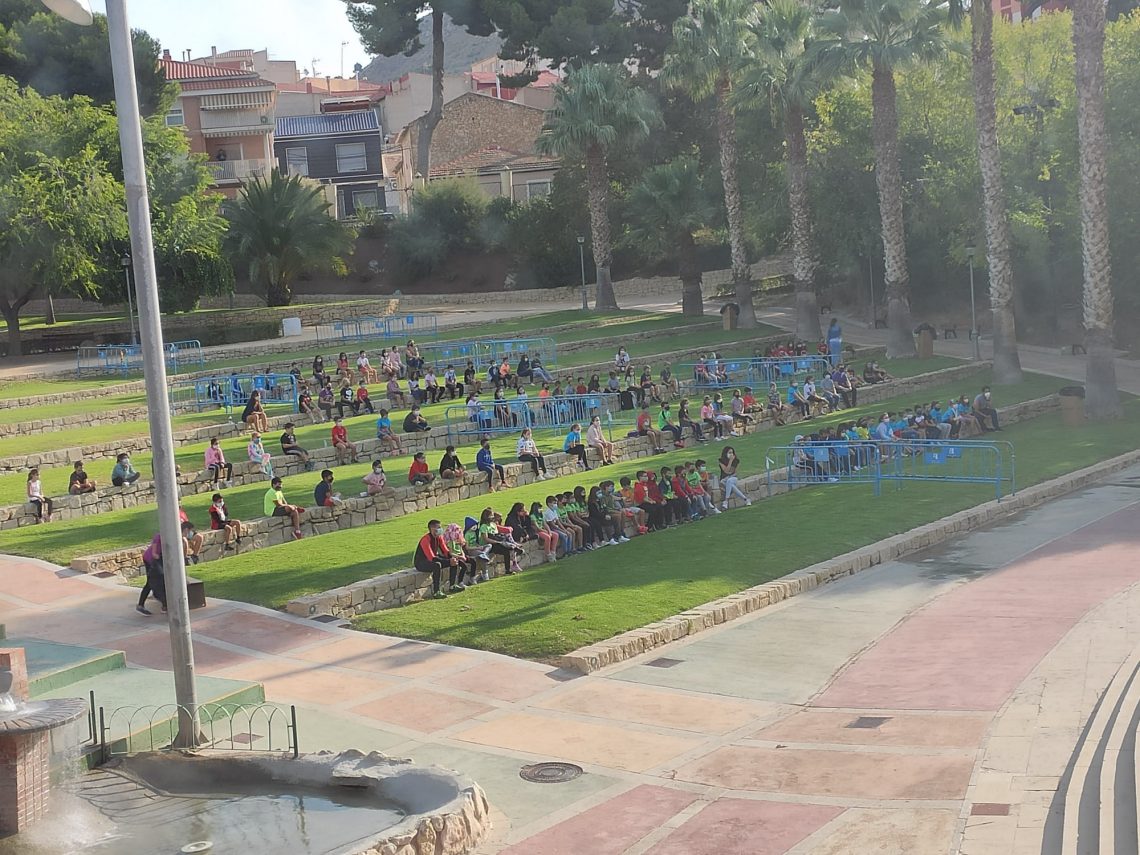 Petrer no renuncia a acercar las tradiciones de las Fiestas Patronales a los más pequeños