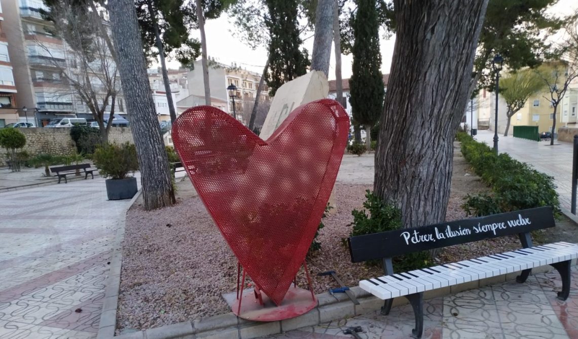 petrer-contenedores-solidarios-tapones-enero-2020-3