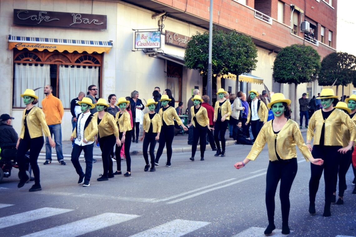 petrer-desfile-fiestas-de-la-santa-cruz-marzo-2019