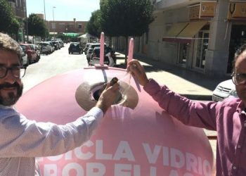 petrer-iglus-vidrio-campana-cancer-mama.octubre-2019