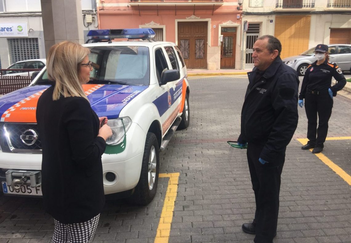 El Ayuntamiento de Petrer distribuirá 1.500 pantallas faciales para el personal del comercio local