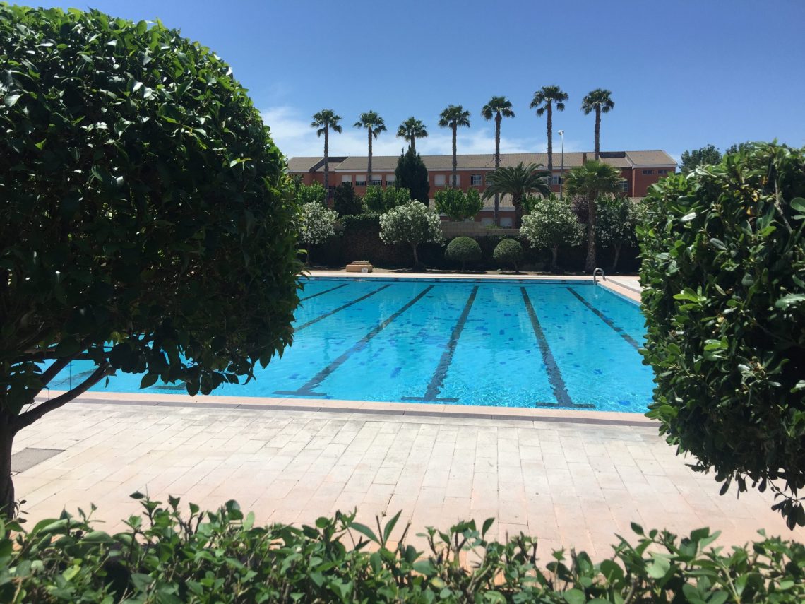 Petrer prepara las piscinas de verano para su apertura con todas las medidas de seguridad