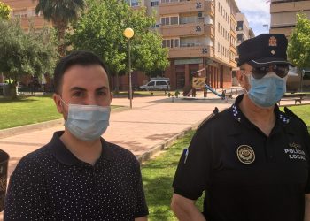 Petrer quiere atajar el abandono de guantes y mascarillas usadas en la vía pública