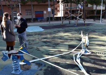 Petrer destina más de 100.000 euros para renovar varias áreas de juegos infantiles