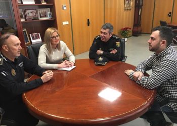 petrer-reunion-nuevo-comisario-policia-nacional-enero-2020