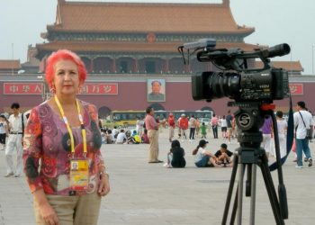 petrer-rosa-maria-calaf-en-la-plaza-de-tianenmen-noviembre-2019