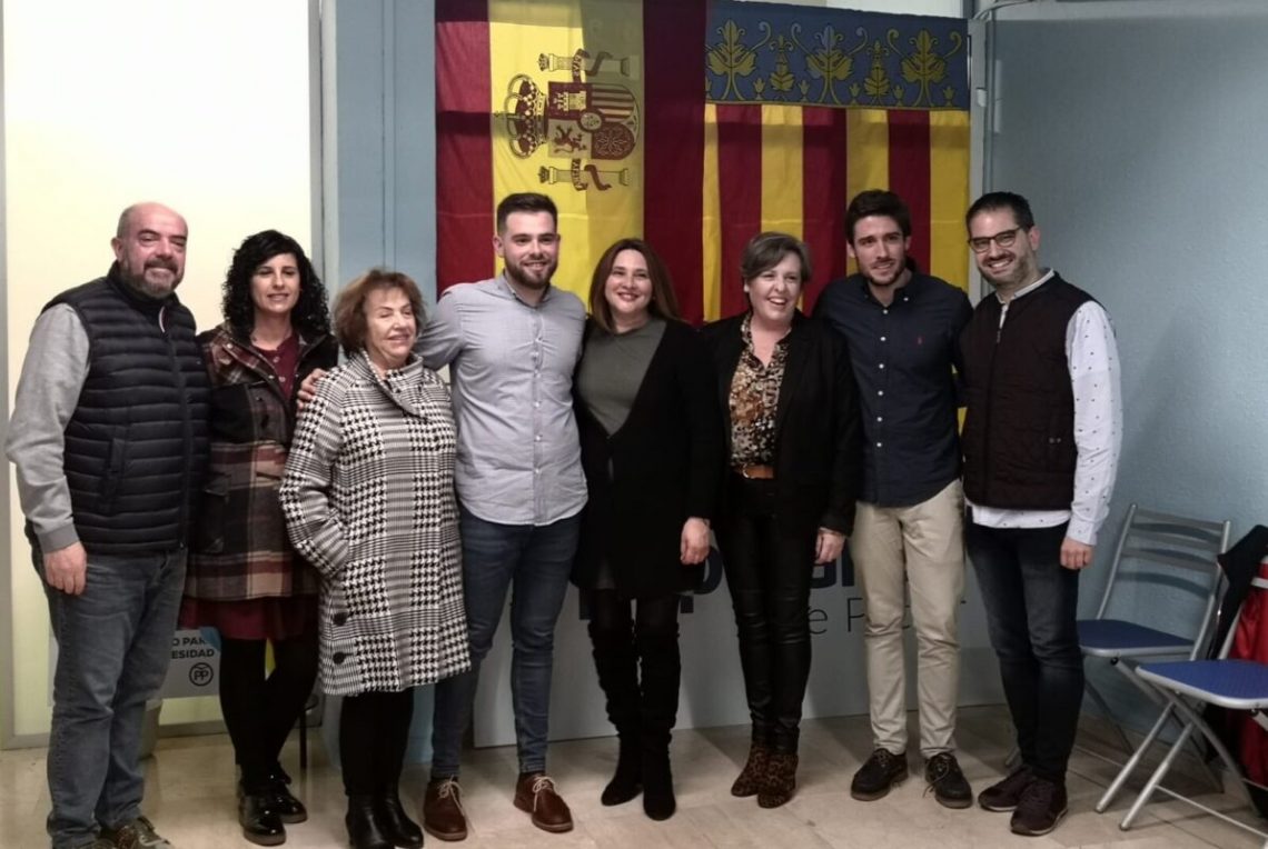 «Sentarse a dialogar en una misma mesa sobre el futuro de Petrer es bueno»