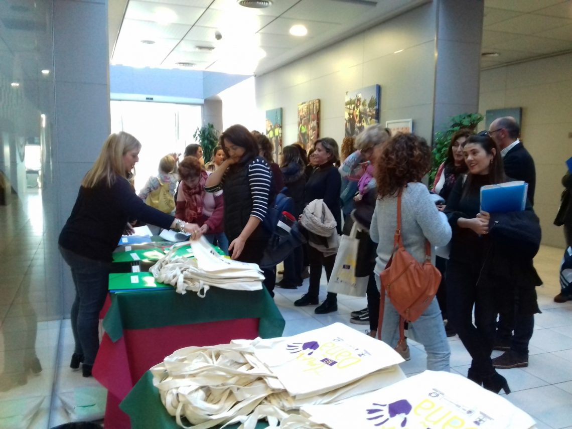 pilar-de-la-horadada-campana-violencia-genero-noviembre-2019