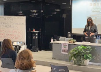 Éxito de participación en las “Píldoras Formativas Empresariales” de Pilar de la Horadada