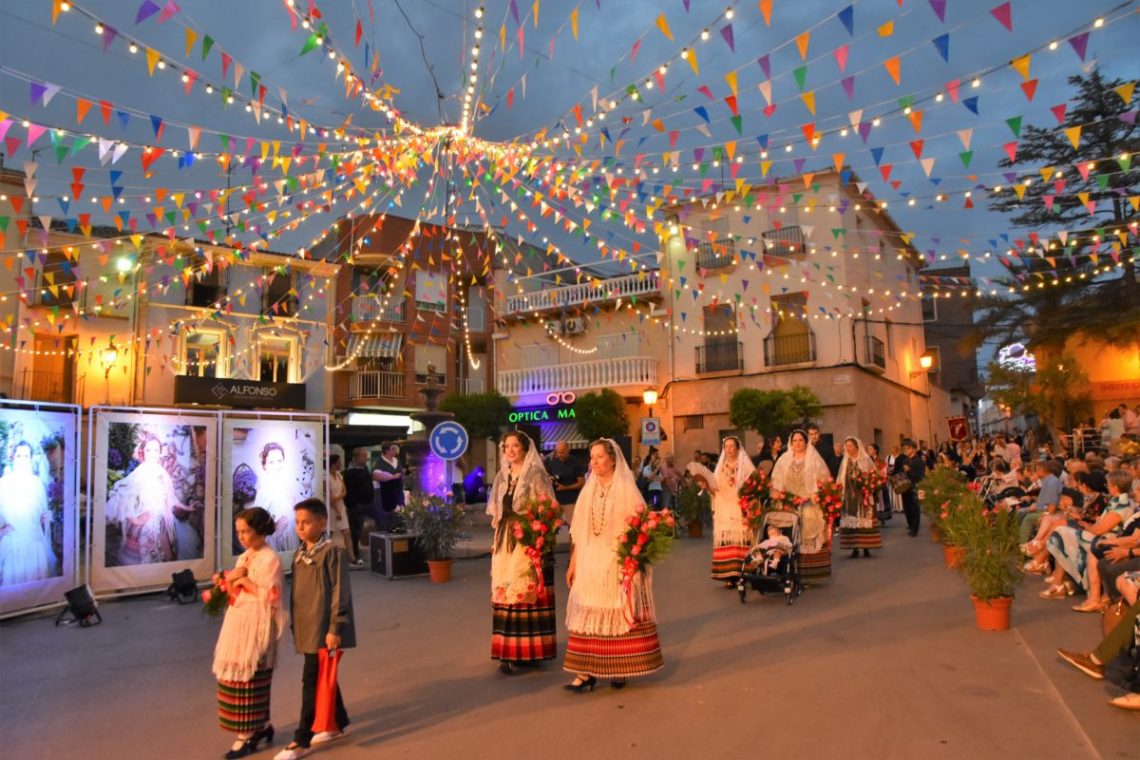 pinoso-ofrenda-de-flores-patrona-agosto-2019-1
