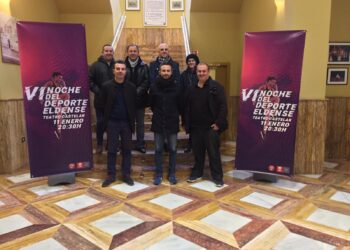 premiados-vi-noche-del-deporte-eldense-y-fernando-gomez-concejal-deportes-elda-enero-2019