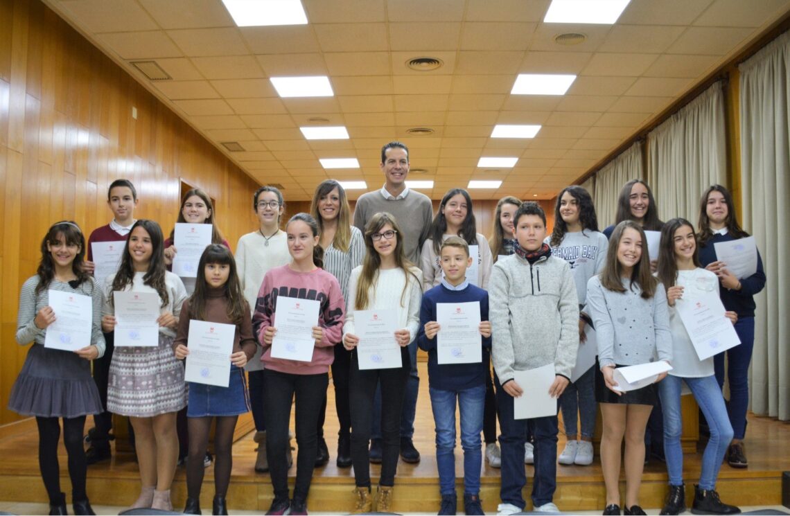 premios-excelencia-academica-noviembre-2018-elda
