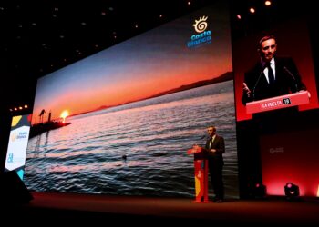 presentacion-vuelta-ciclista-2019-diciembre-2018-2