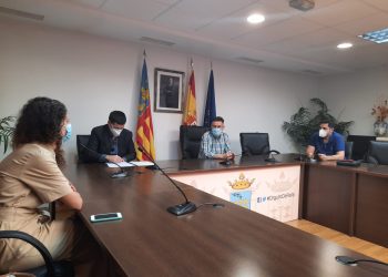 Firman el inicio de la segunda fase del Plan Edificant para adecentar el CEIP Trinitario Seva de Rafal