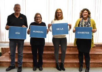 recepcion-asociacion-diabeticos-petrer-irene-navarro-alcaldesa