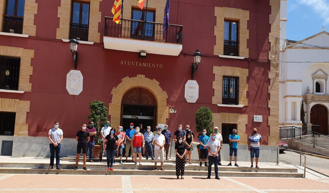 El Ayuntamiento de Redován contrata a 19 peones agrícolas para realizar tareas de mantenimiento
